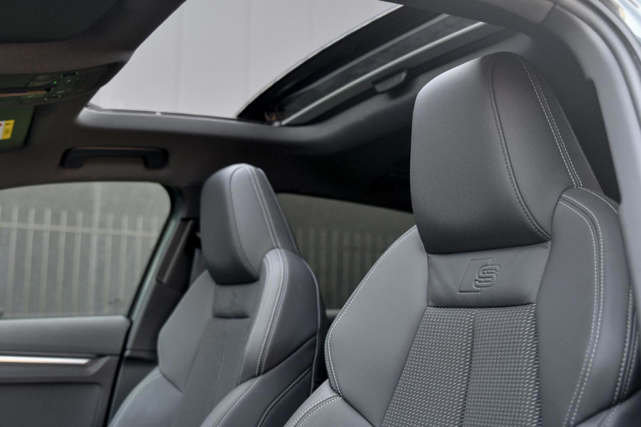Audi A3 Sportback 45 TFSI e S edition Competition. BTW, Pano, Keyless, Sfeer, Camera, CarPlay!