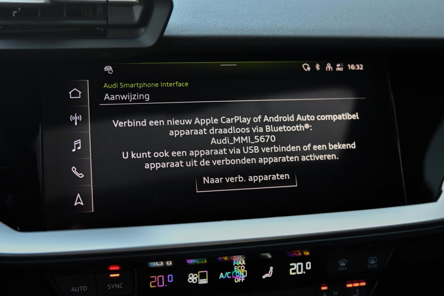 Audi A3 Sportback 45 TFSI e S edition Competition. BTW, Pano, Keyless, Sfeer, Camera, CarPlay!