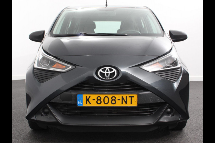 Toyota Aygo 1.0 VVT-i x-fun Airco Bluetooth Led 5 deurs