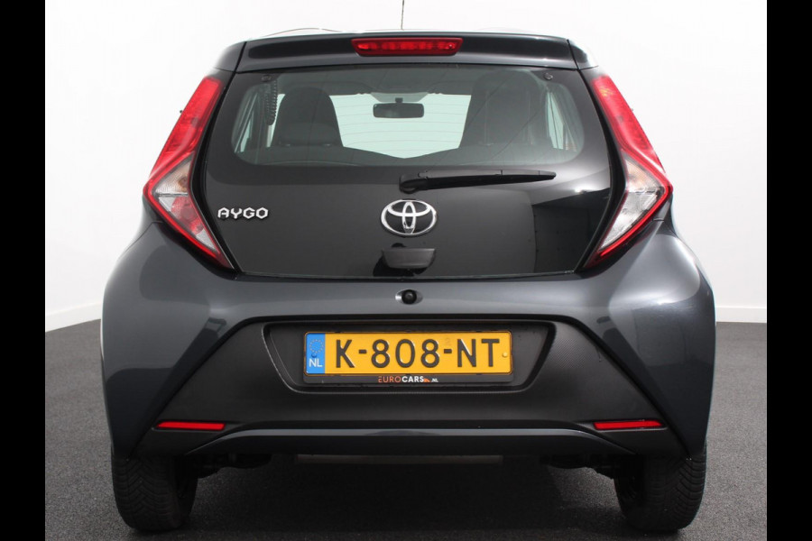 Toyota Aygo 1.0 VVT-i x-fun Airco Bluetooth Led 5 deurs