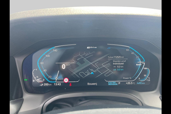 BMW 3 Serie Touring 330e High Executive  | M Sport | dealer onderhouden