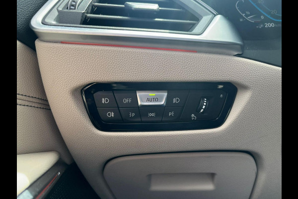 BMW 3 Serie Touring 330e High Executive  | M Sport | dealer onderhouden