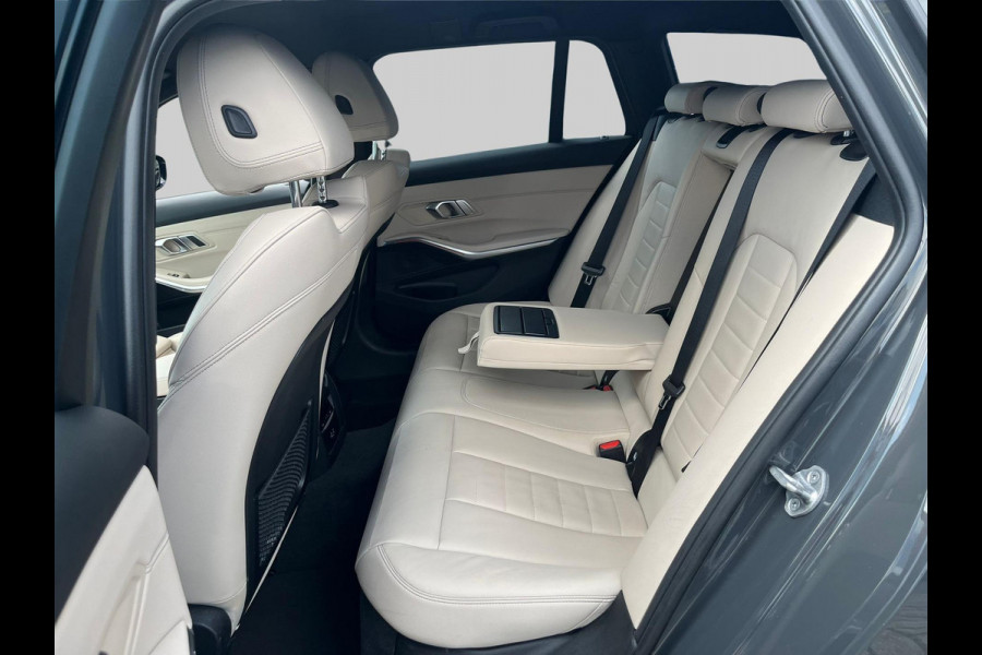 BMW 3 Serie Touring 330e High Executive  | M Sport | dealer onderhouden
