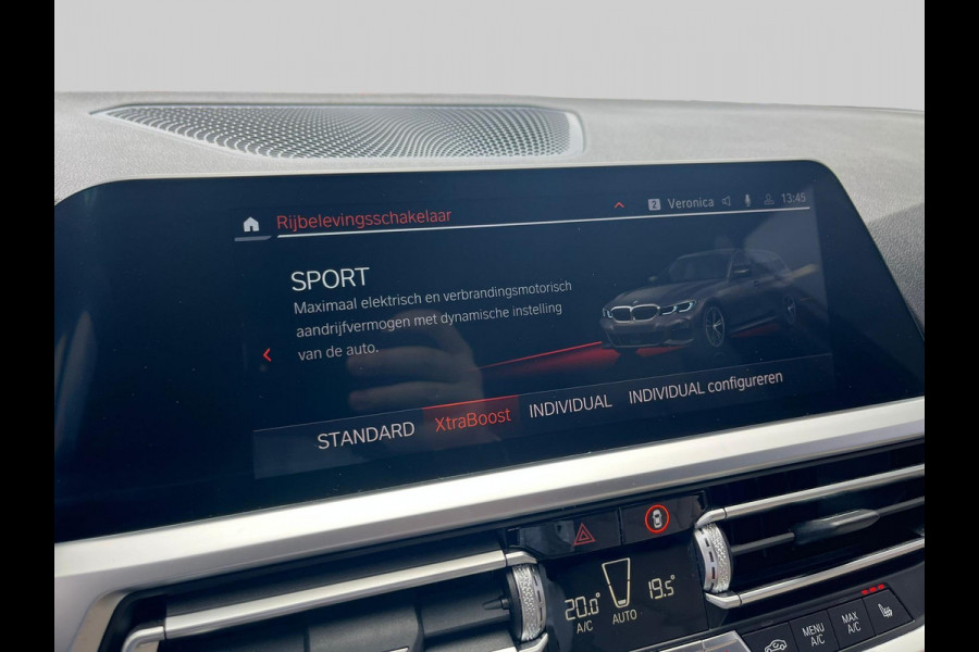 BMW 3 Serie Touring 330e High Executive  | M Sport | dealer onderhouden
