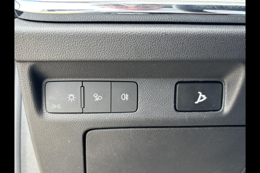 Škoda ENYAQ iV 80 Loft ELEKTRISCHE TREKHAAK | CAMERA | HEAD UP