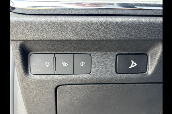 Škoda ENYAQ iV 80 Loft ELEKTRISCHE TREKHAAK | CAMERA | HEAD UP