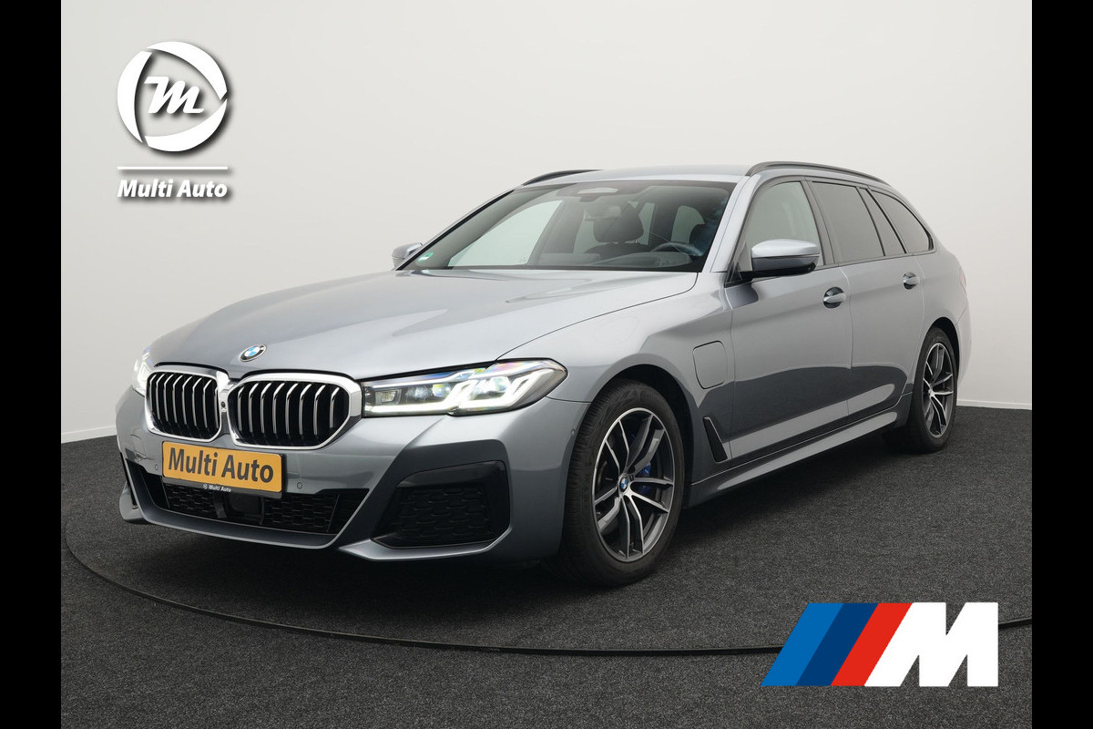 BMW 5 Serie Touring 530e xDrive M-Sport Plug In Hybrid PHEV | Head Up | Laser LED | Trekhaak af Fabriek | Elektrische Lederen Sportstoelen | Sfeerverlichting BMW 5 Serie Touring 530e xDrive M-Sport Plug In Hybrid PHEV | Head Up | Laser LED | Trekhaak af Fabriek | Elektrische Lederen Sportstoelen | Sfeerverlichting