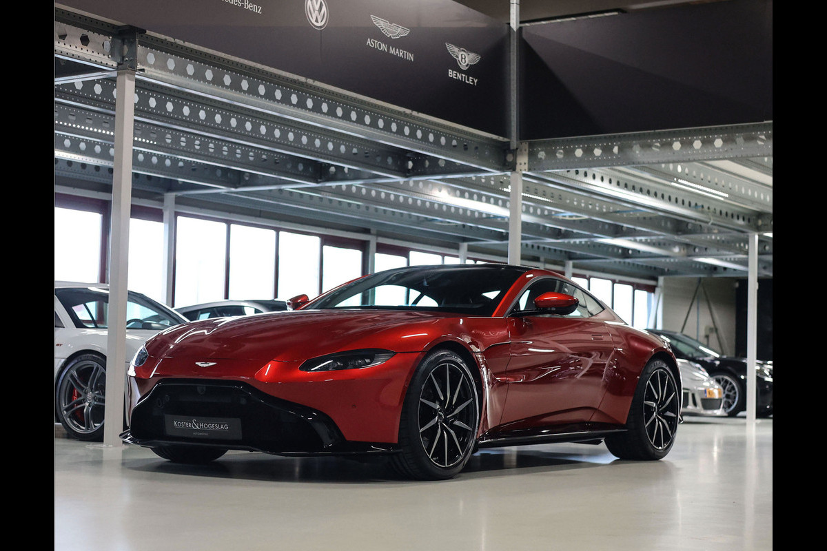 Aston Martin Vantage 4.0 V8 *AML Hyper Red*Historie*