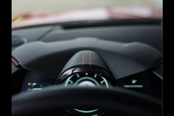 Aston Martin Vantage 4.0 V8 *AML Hyper Red*Historie*