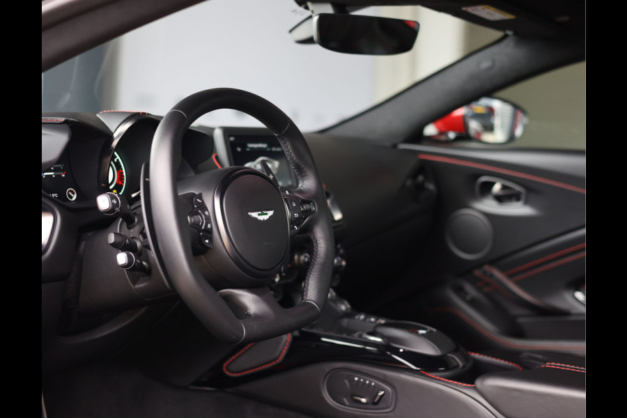 Aston Martin Vantage 4.0 V8 *AML Hyper Red*Historie*