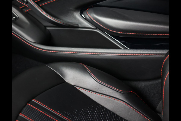 Aston Martin Vantage 4.0 V8 *AML Hyper Red*Historie*