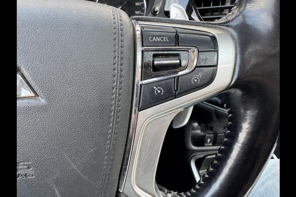Mitsubishi Outlander 2.4 PHEV Intense+ | Panoramadak | Camera | DAB | 18 Inch Lichtmetalen Velgen | Carplay |