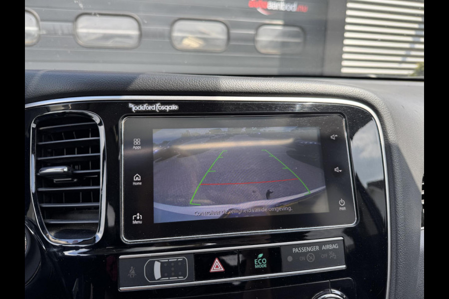 Mitsubishi Outlander 2.4 PHEV Intense+ | Panoramadak | Camera | DAB | 18 Inch Lichtmetalen Velgen | Carplay |