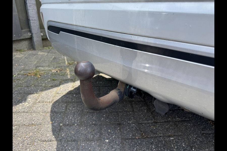Mitsubishi Outlander 2.4 PHEV Intense+ | Panoramadak | Camera | DAB | 18 Inch Lichtmetalen Velgen | Carplay |