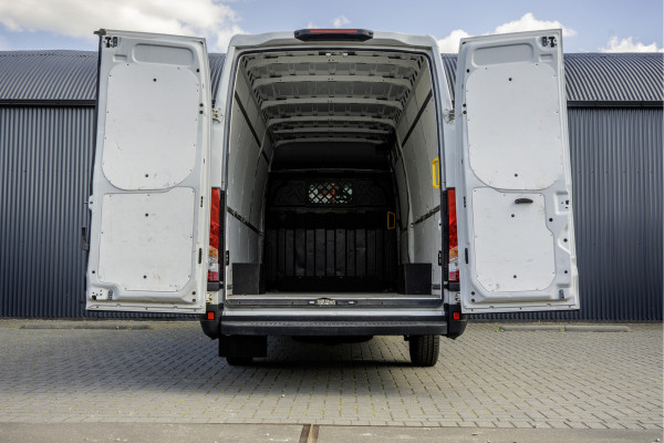 Iveco Daily **35S16V | L4H2 | Automaat | 157 PK | 3.5T Trekgewicht | Climate | Cruise | Euro 6**