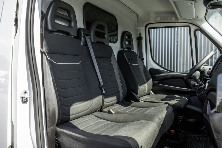 Iveco Daily **35S16V | L4H2 | Automaat | 157 PK | 3.5T Trekgewicht | Climate | Cruise | Euro 6**