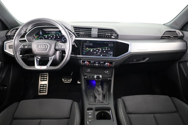 Audi Q3 Sportback 45 TFSI e S Edition 245 pk S-tronic | Navigatie | Parkeersensoren | Achteruitrijcamera | Adaptieve cruise control | Stoelverwarming | S-Line |