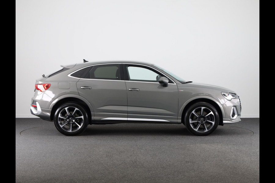 Audi Q3 Sportback 45 TFSI e S Edition 245 pk S-tronic | Navigatie | Parkeersensoren | Achteruitrijcamera | Adaptieve cruise control | Stoelverwarming | S-Line |