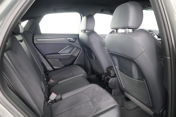 Audi Q3 Sportback 45 TFSI e S Edition 245 pk S-tronic | Navigatie | Parkeersensoren | Achteruitrijcamera | Adaptieve cruise control | Stoelverwarming | S-Line |
