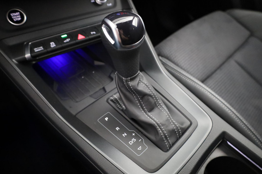 Audi Q3 Sportback 45 TFSI e S Edition 245 pk S-tronic | Navigatie | Parkeersensoren | Achteruitrijcamera | Adaptieve cruise control | Stoelverwarming | S-Line |