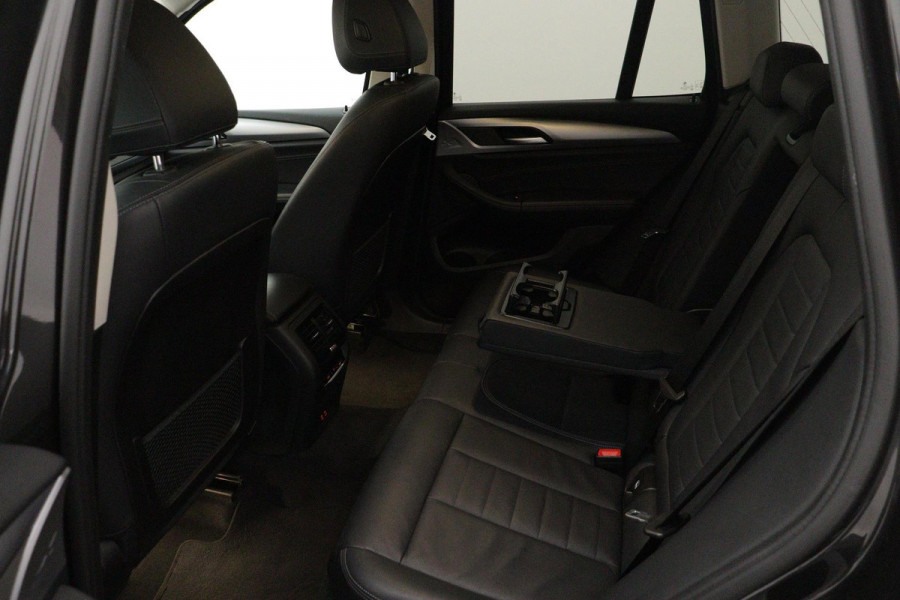 BMW X3 XDrive30e High Executive(NL-auto, 1e Eig, Dealer onderH, Carplay/ Android, Harman/Kardon, Parkeersensoren V+A, Etc)