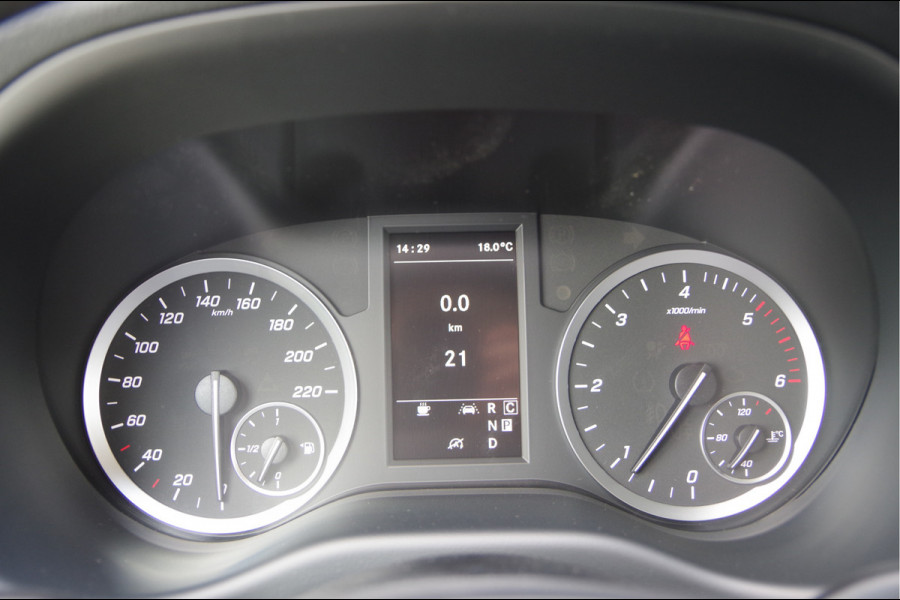 Mercedes-Benz Vito 116 CDI L2 AUT. LED, 2X SCHUIFDEUR, LEDER, CAMERA, NAVI, CRUISE, CLIMA, PARKEERSENSOREN, APPLE CARPLAY