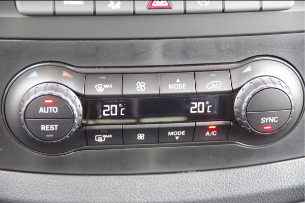 Mercedes-Benz Vito 116 CDI L2 AUT. LED, 2X SCHUIFDEUR, LEDER, CAMERA, NAVI, CRUISE, CLIMA, PARKEERSENSOREN, APPLE CARPLAY