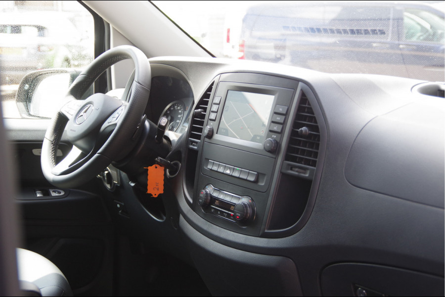 Mercedes-Benz Vito 116 CDI L2 AUT. LED, 2X SCHUIFDEUR, LEDER, CAMERA, NAVI, CRUISE, CLIMA, PARKEERSENSOREN, APPLE CARPLAY