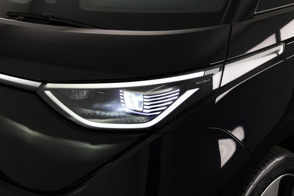 Volkswagen ID. Buzz 1st Max 77kWh 204 PK | Navigatie | Wegklapbare trekhaak | Camera | Keyless entry