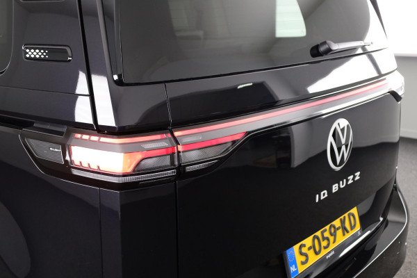 Volkswagen ID. Buzz 1st Max 77kWh 204 PK | Navigatie | Wegklapbare trekhaak | Camera | Keyless entry