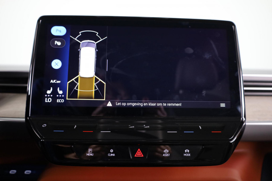 Volkswagen ID. Buzz 1st Max 77kWh 204 PK | Navigatie | Wegklapbare trekhaak | Camera | Keyless entry