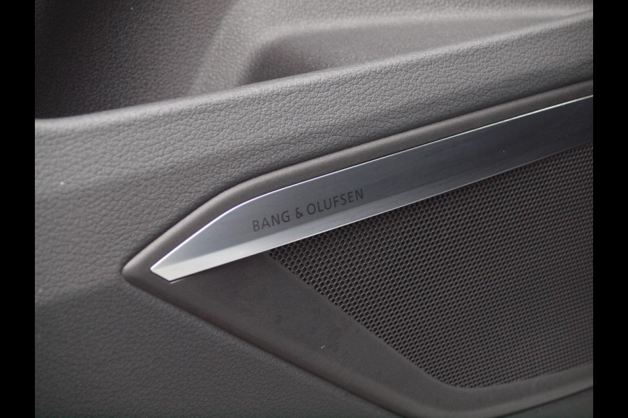 Audi e-tron 55 quattro S edition 95 kWh | Camera | Apple Carplay | Bang & Olufsen | Cruise Control |