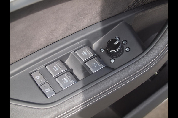 Audi e-tron 55 quattro S edition 95 kWh | Camera | Apple Carplay | Bang & Olufsen | Cruise Control |
