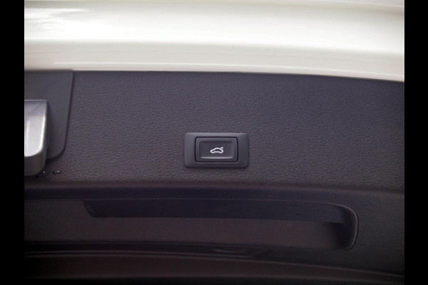 Audi e-tron 55 quattro S edition 95 kWh | Camera | Apple Carplay | Bang & Olufsen | Cruise Control |