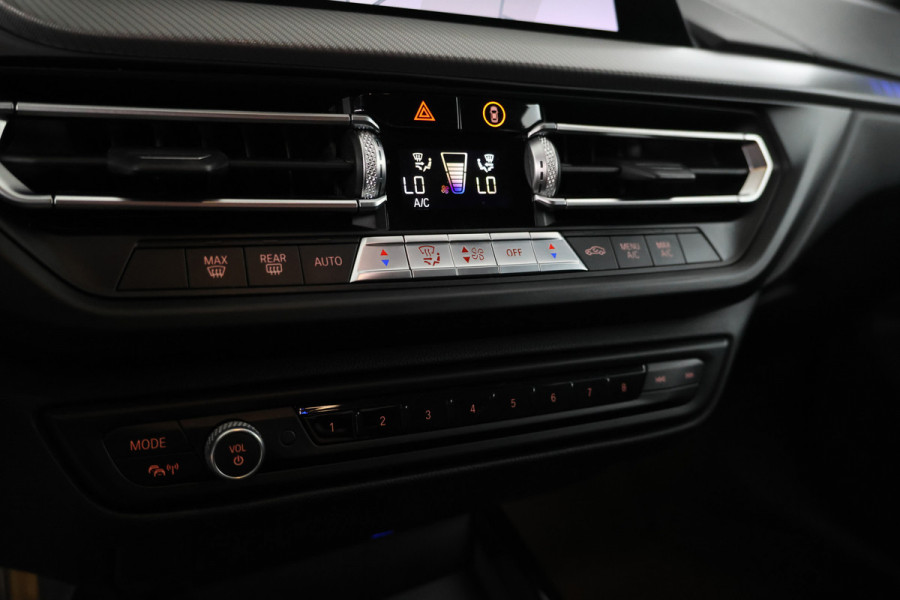 BMW 2 Serie Gran Coupé 218i Executive Edition Automaat, M-Sport, Navigatie, Leer