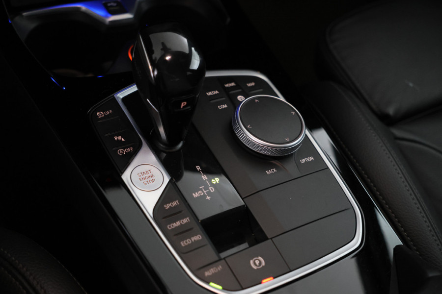 BMW 2 Serie Gran Coupé 218i Executive Edition Automaat, M-Sport, Navigatie, Leer