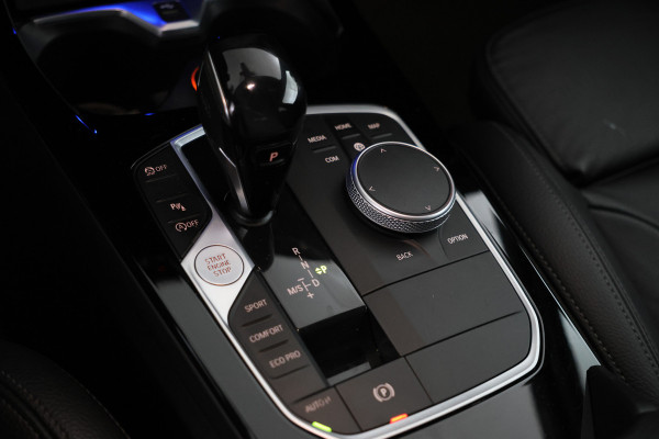 BMW 2 Serie Gran Coupé 218i Executive Edition Automaat, M-Sport, Navigatie, Leer