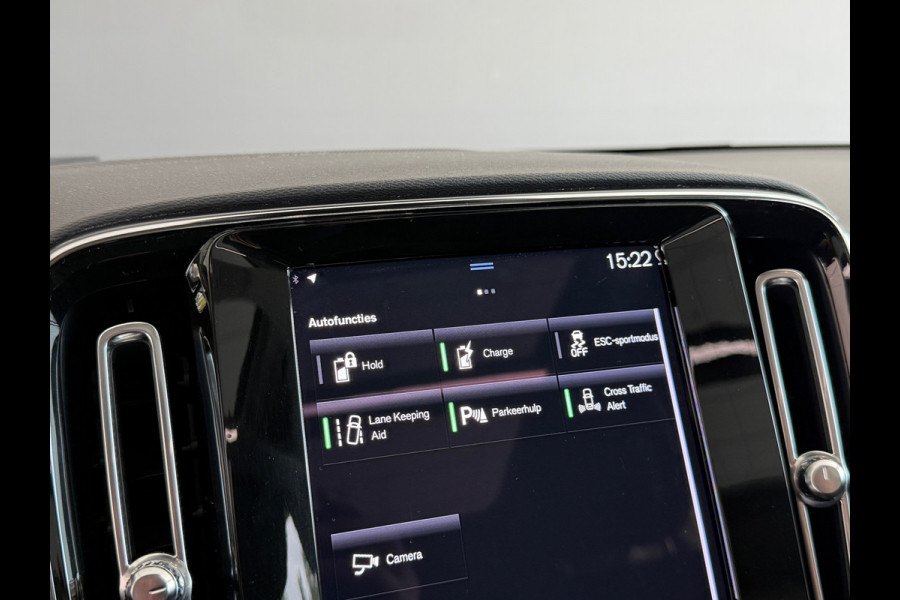 Volvo XC40 1.5 T4 Recharge R-Design Pano|Adap Cruise|BLIS|Camera