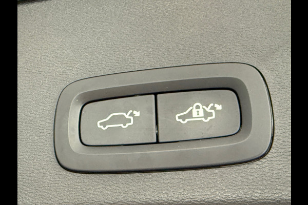 Volvo XC40 1.5 T4 Recharge R-Design Pano|Adap Cruise|BLIS|Camera
