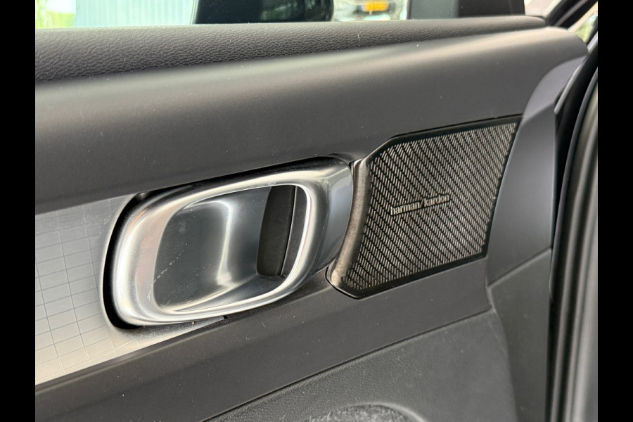 Volvo XC40 1.5 T4 Recharge R-Design Pano|Adap Cruise|BLIS|Camera