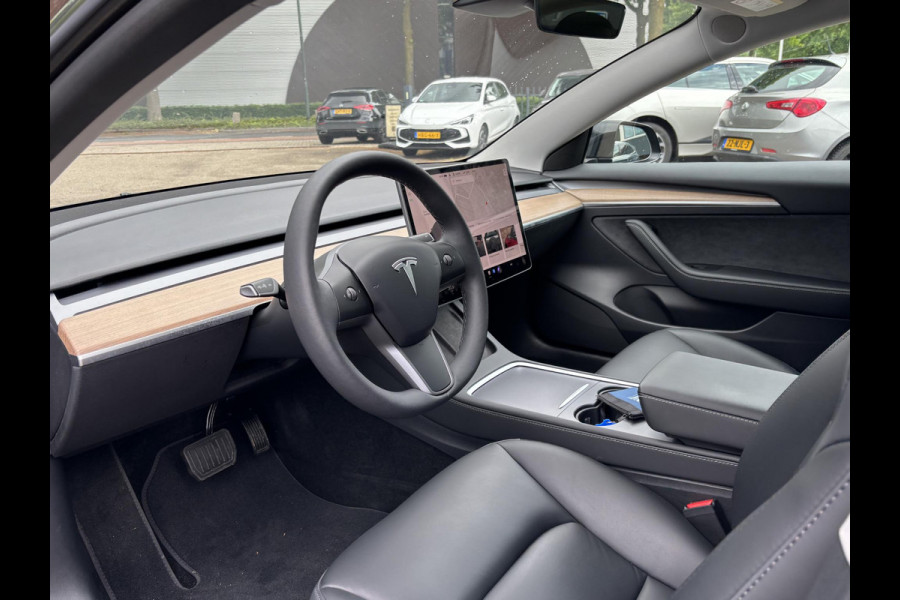 Tesla Model 3 Standard RWD Plus 60 kWh ORIG. NL. NAP KM. | AUTOPILOT | TESLA GARANTIE T/M 3-2027