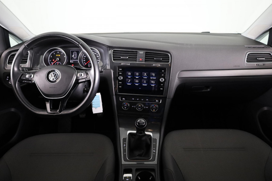 Volkswagen Golf 1.0 TSI Comfortline 115 pk | Navigatie | Parkeersensoren | Adaptieve cruise control | Apple Carplay/Android Auto | Autom. airco |