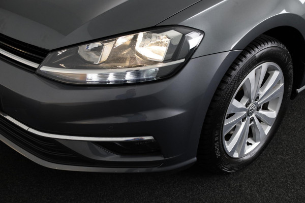 Volkswagen Golf 1.0 TSI Comfortline 115 pk | Navigatie | Parkeersensoren | Adaptieve cruise control | Apple Carplay/Android Auto | Autom. airco |