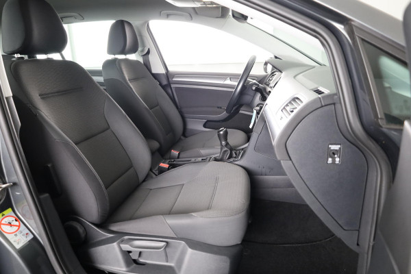 Volkswagen Golf 1.0 TSI Comfortline 115 pk | Navigatie | Parkeersensoren | Adaptieve cruise control | Apple Carplay/Android Auto | Autom. airco |