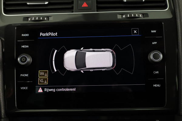 Volkswagen Golf 1.0 TSI Comfortline 115 pk | Navigatie | Parkeersensoren | Adaptieve cruise control | Apple Carplay/Android Auto | Autom. airco |