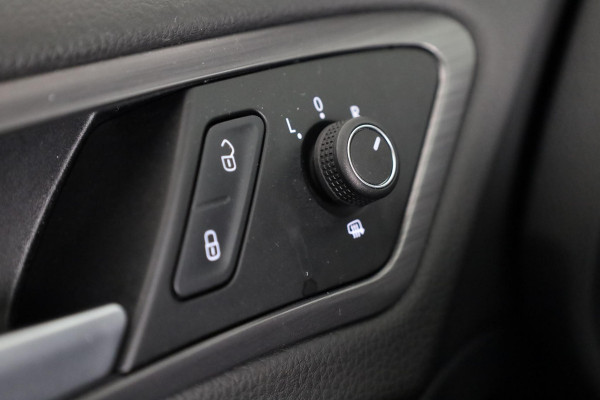 Volkswagen Golf 1.0 TSI Comfortline 115 pk | Navigatie | Parkeersensoren | Adaptieve cruise control | Apple Carplay/Android Auto | Autom. airco |
