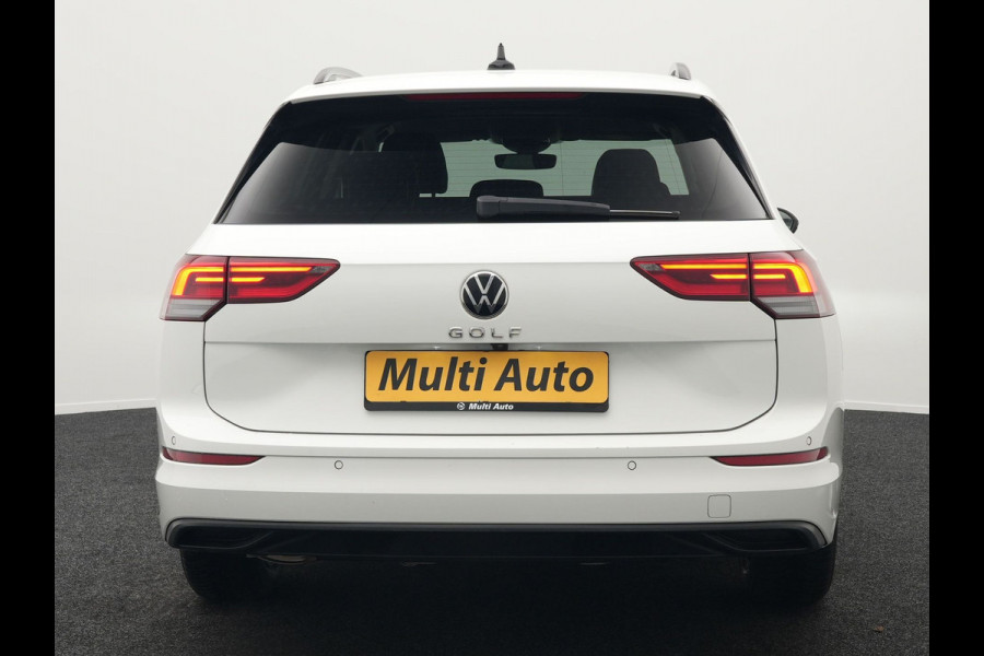 Volkswagen GOLF Variant 1.5 TSI Life Business 131pk | Adaptive Cruise | Camera | Alcantara Sportstoelen Verwarmd | IQ Light | Stuurverwaming |  Sfeerverlichting | Parkassist | Apple Carplay |