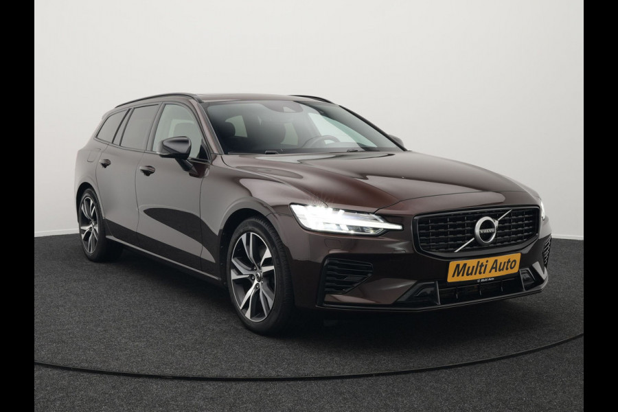 Volvo V60 T6 Recharge AWD R-Design Plug In Hybrid PHEV | Trekhaak af Fabriek |  Panodak | Lederen Sportstoelen Memory | Harman Kardon | Apple Carplay | Navigatie | Camera | L.M. 18" | DAB | Virtual |