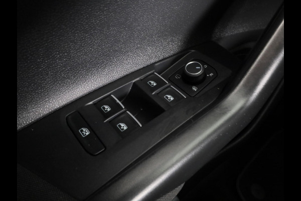 Volkswagen Polo 1.0 TSI R-Line 95 pk | Verlengde garantie | Navigatie via App | Parkeersensoren | Adaptieve cruise control | LED koplampen | R-Line |