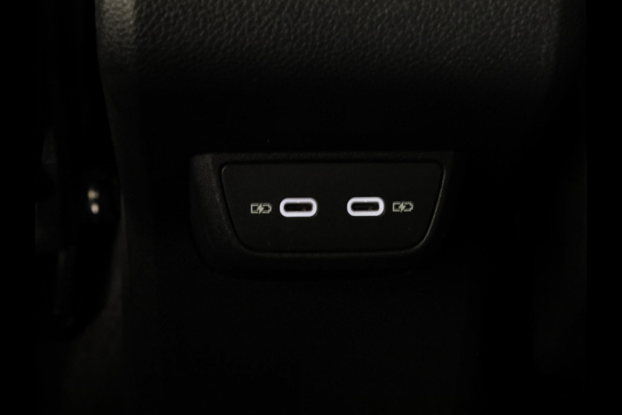Volkswagen Polo 1.0 TSI R-Line 95 pk | Verlengde garantie | Navigatie via App | Parkeersensoren | Adaptieve cruise control | LED koplampen | R-Line |